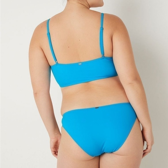 Bright blue Ruched-Front Bikini Bottom size medium - Picture 2 of 8